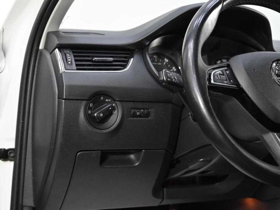 Skoda Octavia III (A7) Москва  - изображение 7