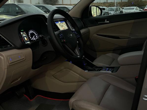 Hyundai Tucson III с пробегом 2017 года, цена 1 999 999 рублей, 190871 км, внедорожник, Автокод Объявления