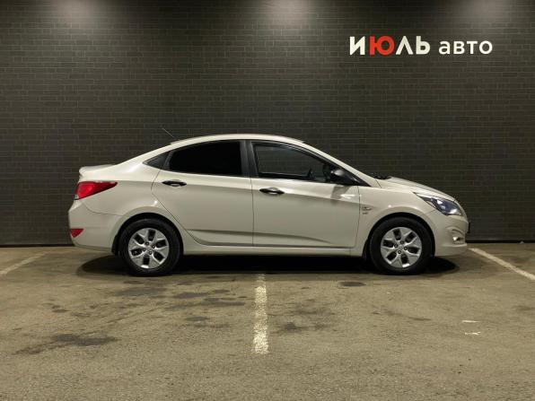 Hyundai Solaris I Рестайлинг с пробегом 2014 года, цена 600 000 рублей, 285123 км, седан, Автокод Объявления
