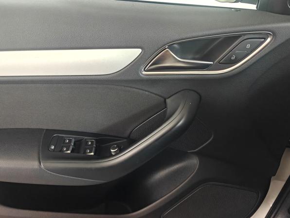 Audi Q3 I (8U) Рестайлинг с пробегом 2015 года, цена 1 920 000 рублей, 147000 км, внедорожник, Автокод Объявления
