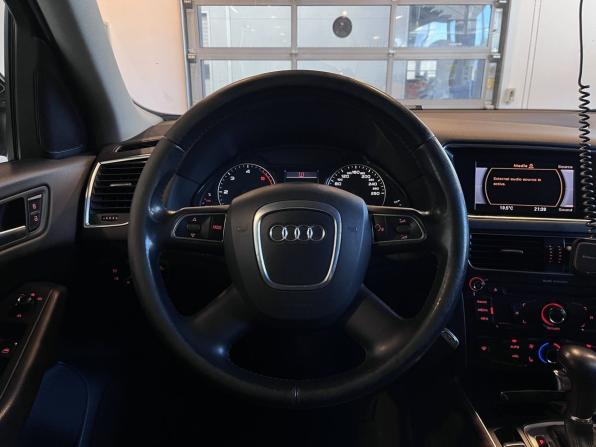 Audi Q5 I (8R) с пробегом 2011 года, цена 1 920 000 рублей, 157634 км, внедорожник, Автокод Объявления
