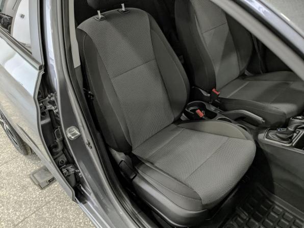 Hyundai Solaris II с пробегом 2019 года, цена 1 370 000 рублей, 89075 км, седан, Автокод Объявления