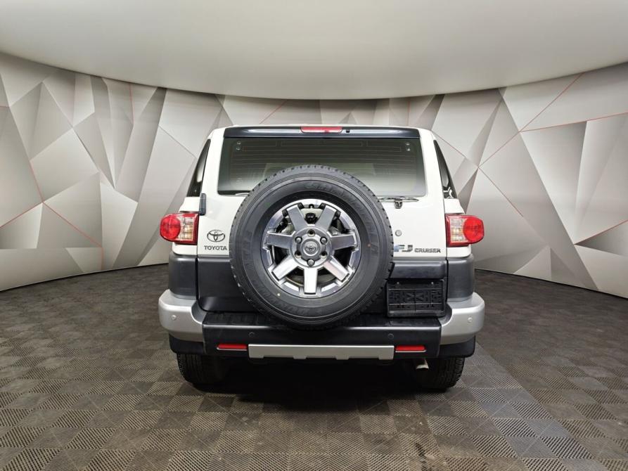 Toyota FJ Cruiser Москва  - изображение 8