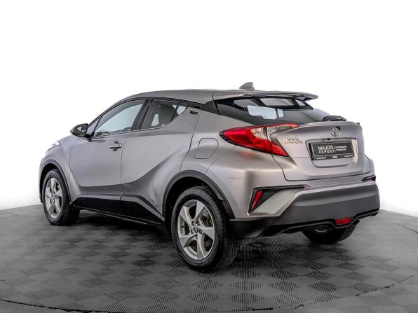 Toyota C-HR I с пробегом 2018 года, цена 1 970 000 рублей, 156834 км, внедорожник, Автокод Объявления