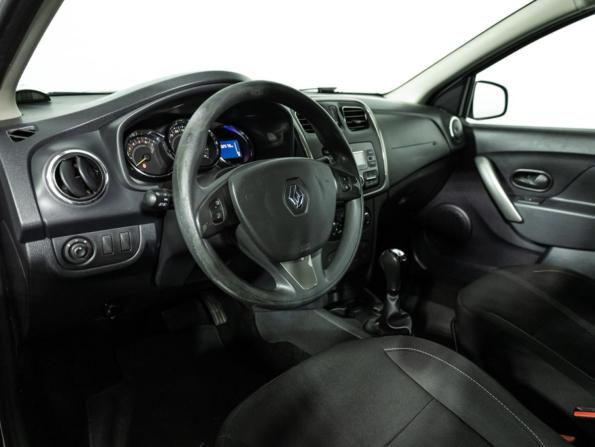 Renault Sandero II Рестайлинг с пробегом 2018 года, цена 899 700 рублей, 202577 км, хэтчбек, Автокод Объявления
