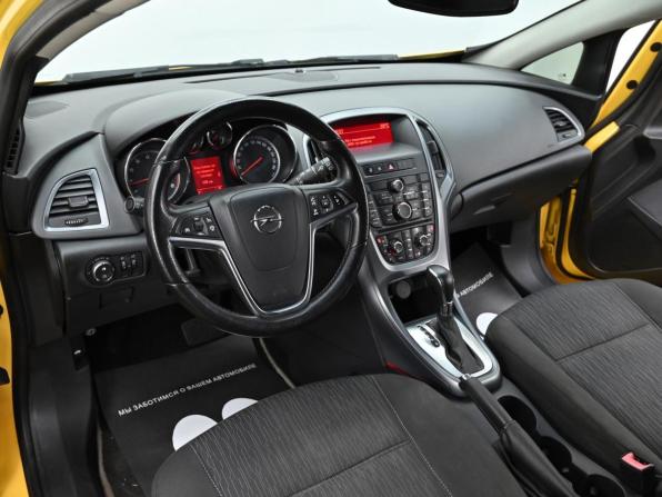 Opel Astra J Рестайлинг с пробегом 2012 года, цена 799 000 рублей, 118000 км, хэтчбек, Автокод Объявления