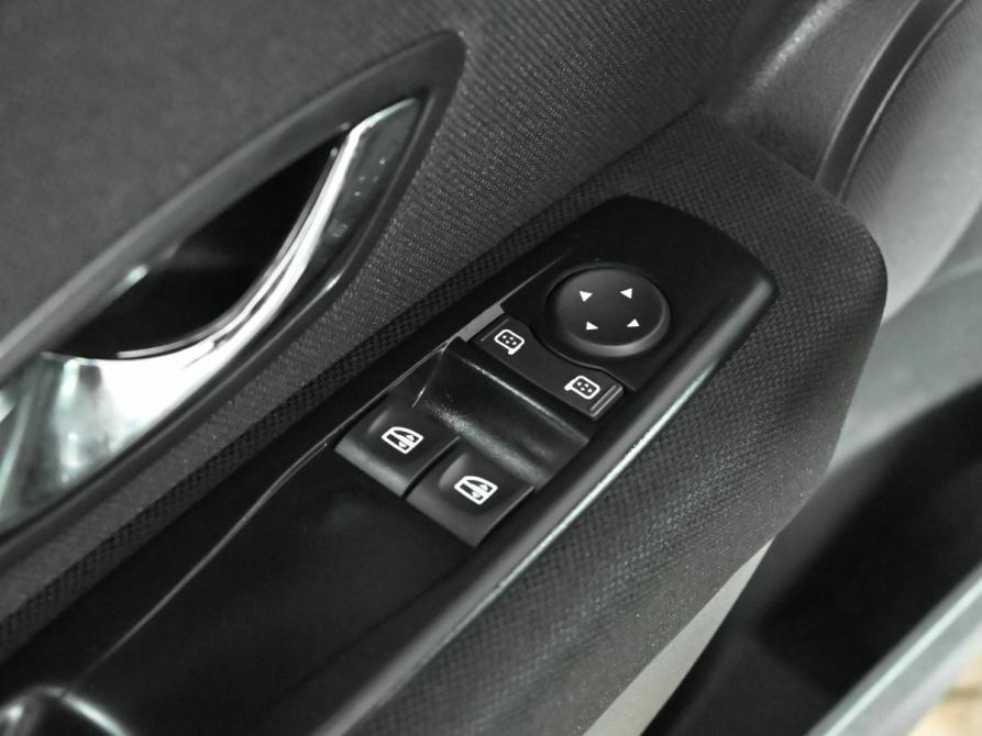 Renault Fluence I Рестайлинг Екатеринбург  - изображение 14
