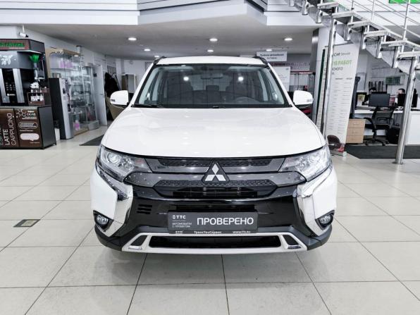 Mitsubishi Outlander III Рестайлинг 3 с пробегом 2021 года, цена 2 450 000 рублей, 58637 км, внедорожник, Автокод Объявления