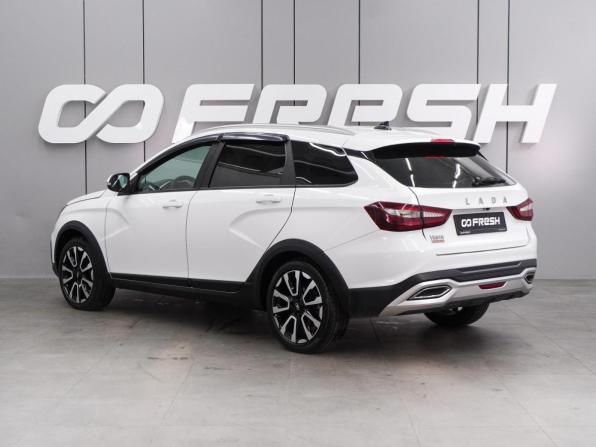 Lada (ВАЗ) Vesta I Рестайлинг (NG) с пробегом 2024 года, цена 1 429 000 рублей, 49570 км, универсал, Автокод Объявления