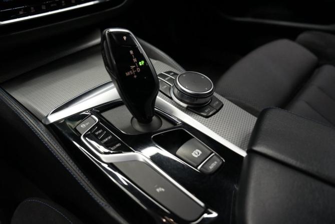 BMW 5 серии VII (G30/G31/G38) с пробегом 2019 года, цена 3 735 000 рублей, 161010 км, седан, Автокод Объявления