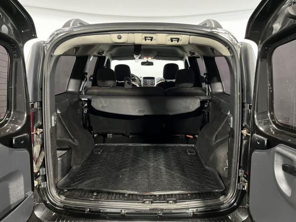Lada (ВАЗ) Largus I Рестайлинг с пробегом 2021 года, цена 1 219 900 рублей, 65525 км, универсал, Автокод Объявления