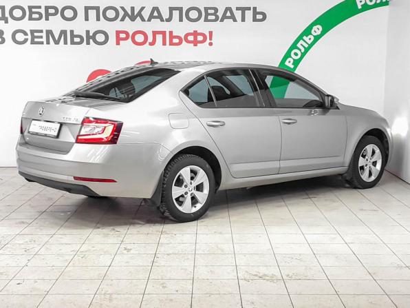Skoda Octavia III (A7) Рестайлинг с пробегом 2018 года, цена 1 540 000 рублей, 153000 км, лифтбек, Автокод Объявления