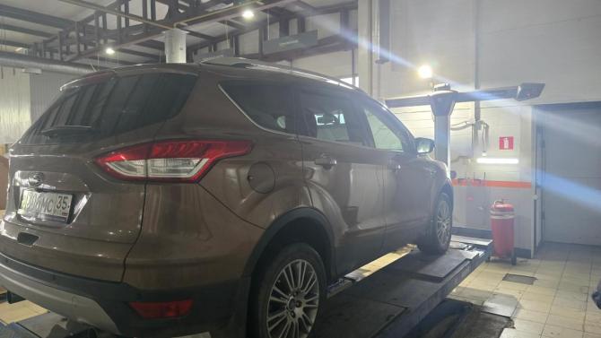 Ford Kuga II с пробегом 2013 года, цена 970 000 рублей, 164000 км, внедорожник, Автокод Объявления