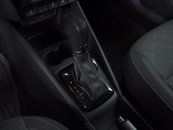 Volkswagen Polo VI с пробегом 2022 года, цена 1 665 995 рублей, 172218 км, лифтбек, Автокод Объявления