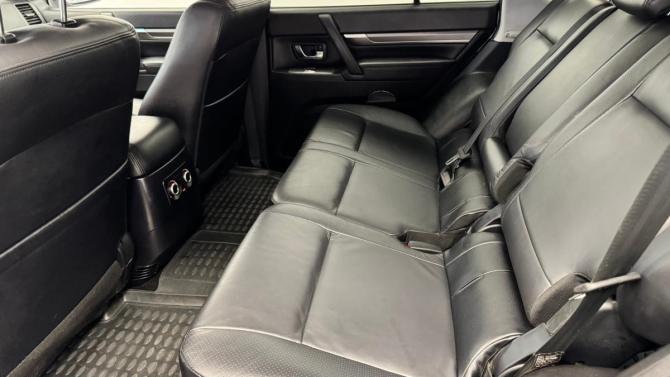 Mitsubishi Pajero IV с пробегом 2011 года, цена 2 000 000 рублей, 108418 км, внедорожник, Автокод Объявления