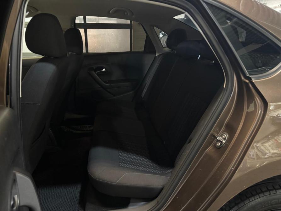 Volkswagen Polo V Рестайлинг Санкт-Петербург  - изображение 11