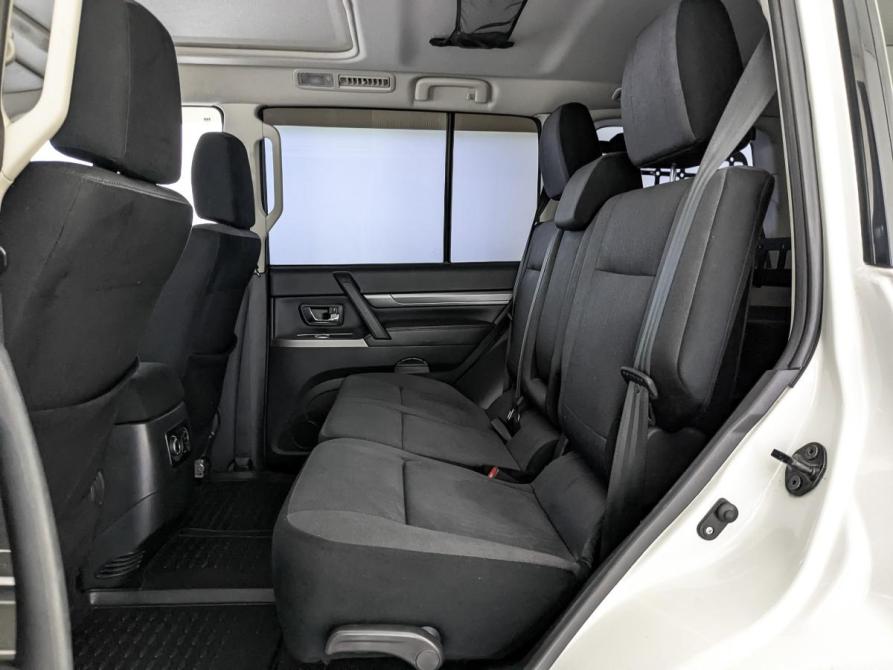 Mitsubishi Pajero IV Рестайлинг 2 Москва  - изображение 18