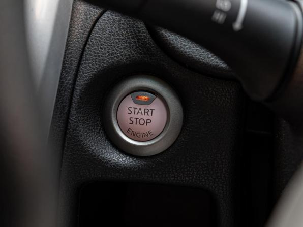 Nissan Note II с пробегом 2015 года, цена 840 000 рублей, 123003 км, хэтчбек, Автокод Объявления