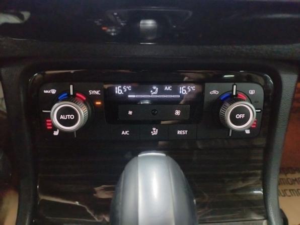 Volkswagen Touareg II Рестайлинг с пробегом 2014 года, цена 2 480 000 рублей, 191450 км, внедорожник, Автокод Объявления