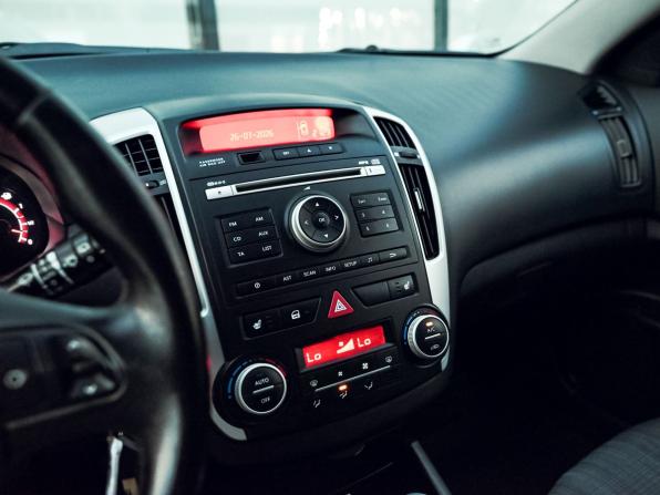 Kia Ceed I Рестайлинг с пробегом 2010 года, цена 749 000 рублей, 197676 км, универсал, Автокод Объявления