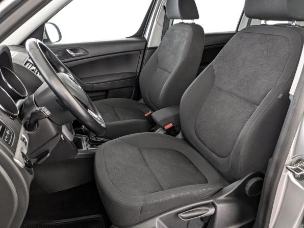 Skoda Yeti I Рестайлинг с пробегом 2014 года, цена 1 240 000 рублей, 102059 км, внедорожник, Автокод Объявления