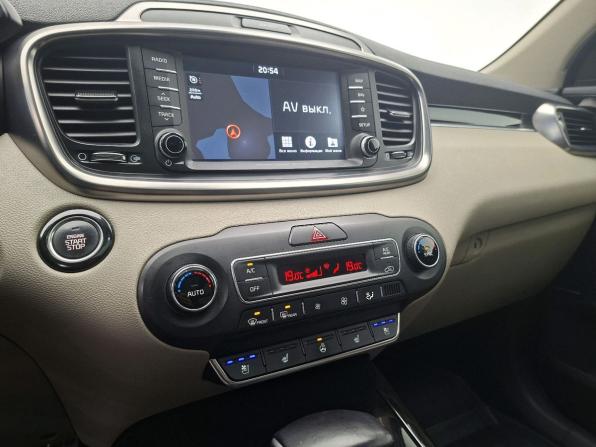 Kia Sorento III Prime Рестайлинг с пробегом 2019 года, цена 3 349 000 рублей, 78232 км, внедорожник, Автокод Объявления