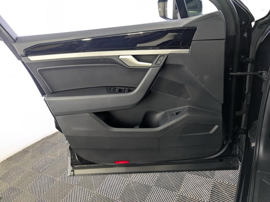 Volkswagen Touareg III Москва  - изображение 19