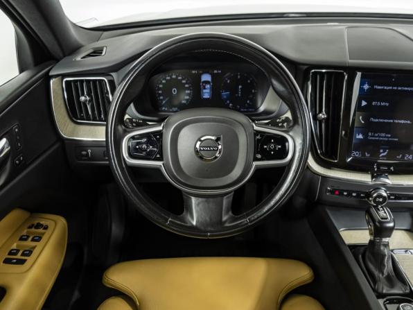 Volvo XC60 II с пробегом 2018 года, цена 4 100 000 рублей, 97000 км, внедорожник, Автокод Объявления