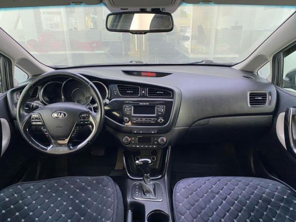 Kia Ceed II с пробегом 2014 года, цена 1 119 000 рублей, 177089 км, хэтчбек, Автокод Объявления