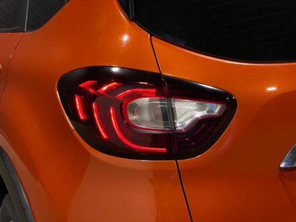 Renault Kaptur I с пробегом 2017 года, цена 1 430 000 рублей, 102423 км, внедорожник, Автокод Объявления