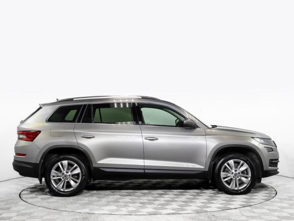 Skoda Kodiaq I с пробегом 2018 года, цена 2 488 000 рублей, 139085 км, внедорожник, Автокод Объявления