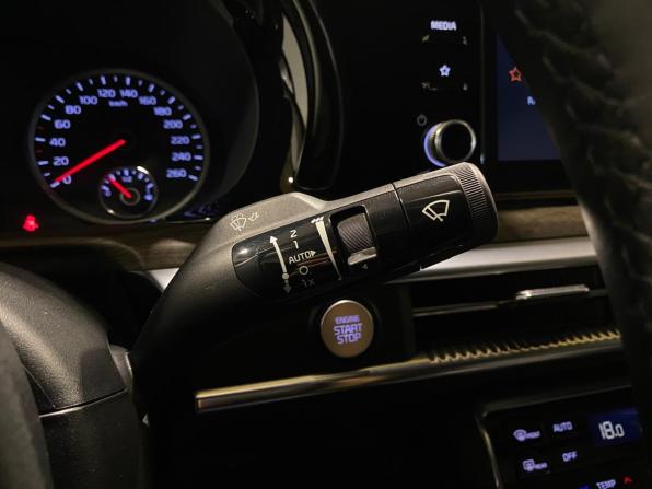 Kia K5 III с пробегом 2021 года, цена 2 835 000 рублей, 46640 км, седан, Автокод Объявления