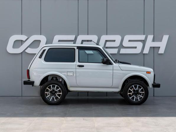 Lada (ВАЗ) Niva Legend с пробегом 2024 года, цена 840 000 рублей, 38816 км, внедорожник, Автокод Объявления