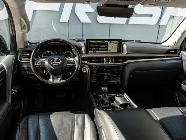 Lexus LX III Рестайлинг 2 с пробегом 2017 года, цена 6 750 000 рублей, 167131 км, внедорожник, Автокод Объявления