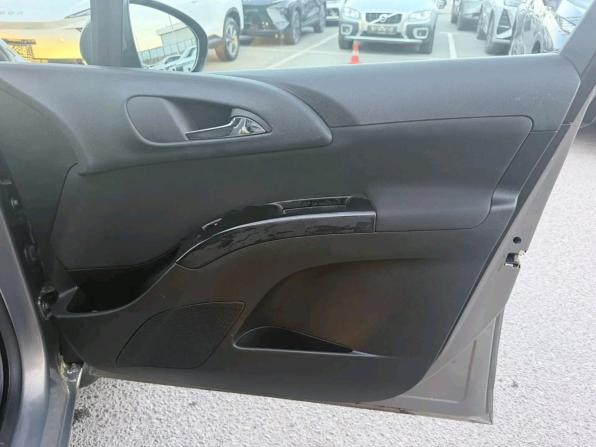 Opel Meriva B с пробегом 2012 года, цена 997 707 рублей, 62923 км, компактвэн, Автокод Объявления
