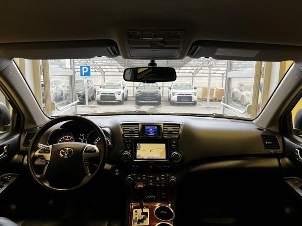 Toyota Highlander II (XU40) Рестайлинг с пробегом 2012 года, цена 2 300 000 рублей, 162030 км, внедорожник, Автокод Объявления