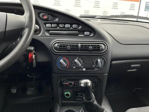 Chevrolet Niva I Рестайлинг с пробегом 2013 года, цена 549 900 рублей, 121558 км, внедорожник, Автокод Объявления