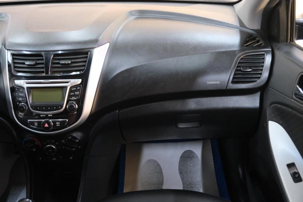 Hyundai Solaris I Омск  - изображение 18