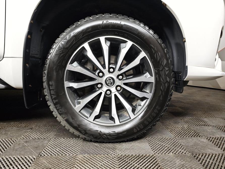 Toyota Land Cruiser Prado 150 Series Рестайлинг 3 Москва  - изображение 9