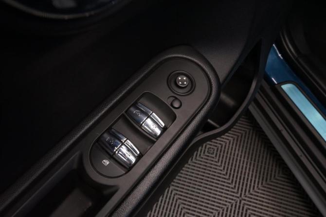 Mini Countryman II с пробегом 2019 года, цена 2 170 000 рублей, 80760 км, внедорожник, Автокод Объявления