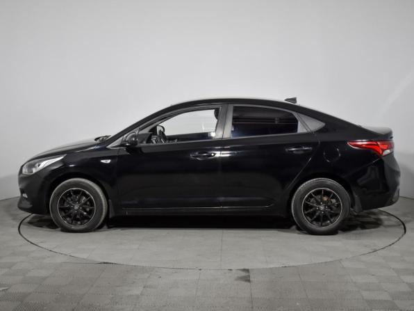 Hyundai Solaris II с пробегом 2018 года, цена 960 000 рублей, 130795 км, седан, Автокод Объявления
