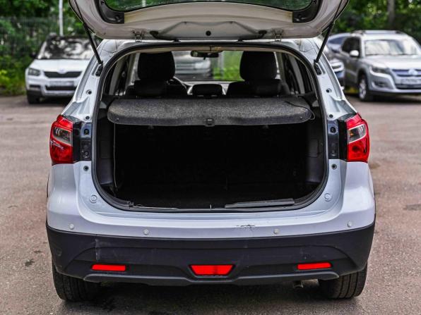 Suzuki SX4 II (S-Cross) с пробегом 2014 года, цена 880 000 рублей, 223277 км, хэтчбек, Автокод Объявления
