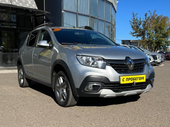 Renault Sandero II Рестайлинг с пробегом 2021 года, цена 1 330 000 рублей, 61114 км, хэтчбек, Автокод Объявления