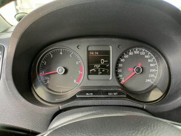 Volkswagen Polo V Рестайлинг с пробегом 2016 года, цена 899 000 рублей, 170000 км, седан, Автокод Объявления