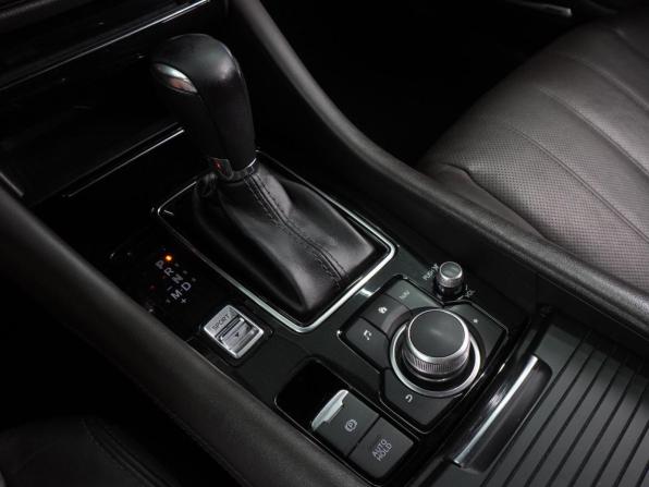 Mazda 6 III (GJ) Рестайлинг 2 с пробегом 2019 года, цена 2 756 000 рублей, 148956 км, седан, Автокод Объявления