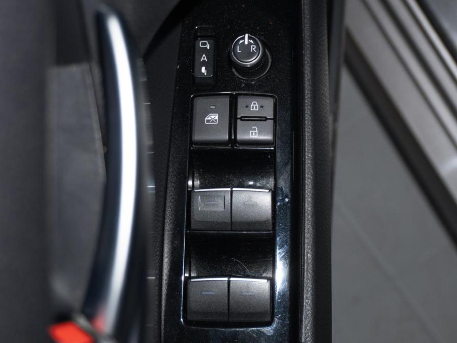 Toyota Camry VIII (XV70) Рестайлинг Санкт-Петербург  - изображение 14