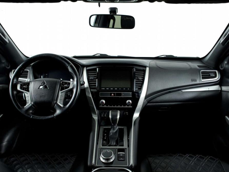 Mitsubishi Montero Sport III Рестайлинг Санкт-Петербург  - изображение 14