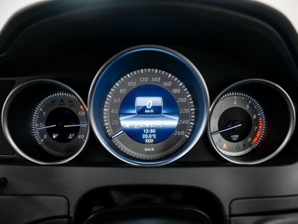 Mercedes-Benz C-Класс III (W204) Рестайлинг с пробегом 2012 года, цена 1 385 000 рублей, 70100 км, седан, Автокод Объявления