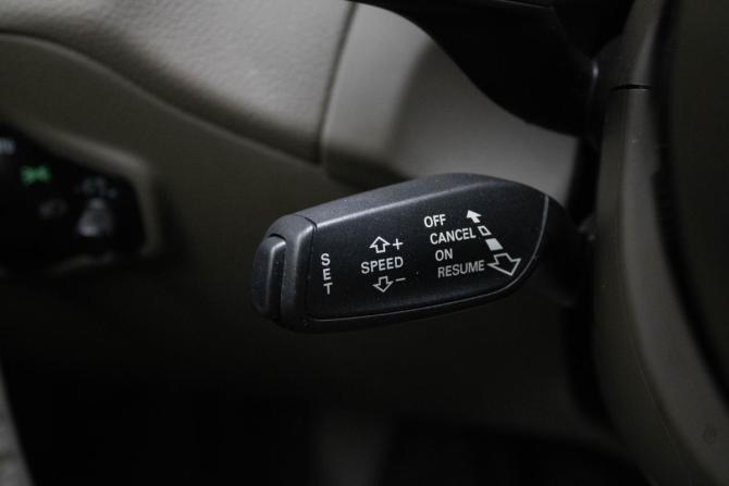 Audi Q5 I (8R) Рестайлинг с пробегом 2013 года, цена 1 999 000 рублей, 132835 км, внедорожник, Автокод Объявления