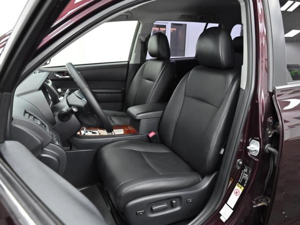 Toyota Highlander II (XU40) Рестайлинг с пробегом 2012 года, цена 1 799 000 рублей, 186000 км, внедорожник, Автокод Объявления